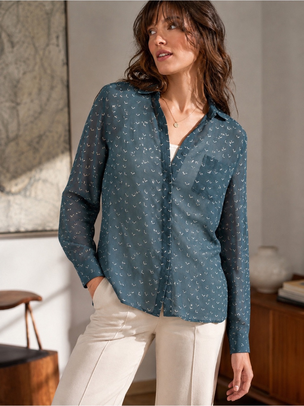 Halogen Silk-Cotton Blend Teal Arrow Print
Semi-Sheer Button-Up Blouse - Size S